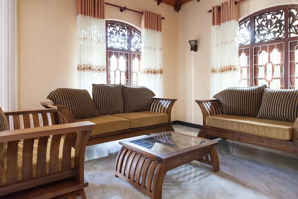 Sri Lagoon Villa Negombo Konukevi