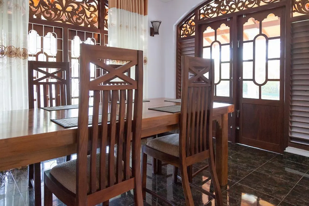 Konukevi Sri Lagoon Villa Negombo