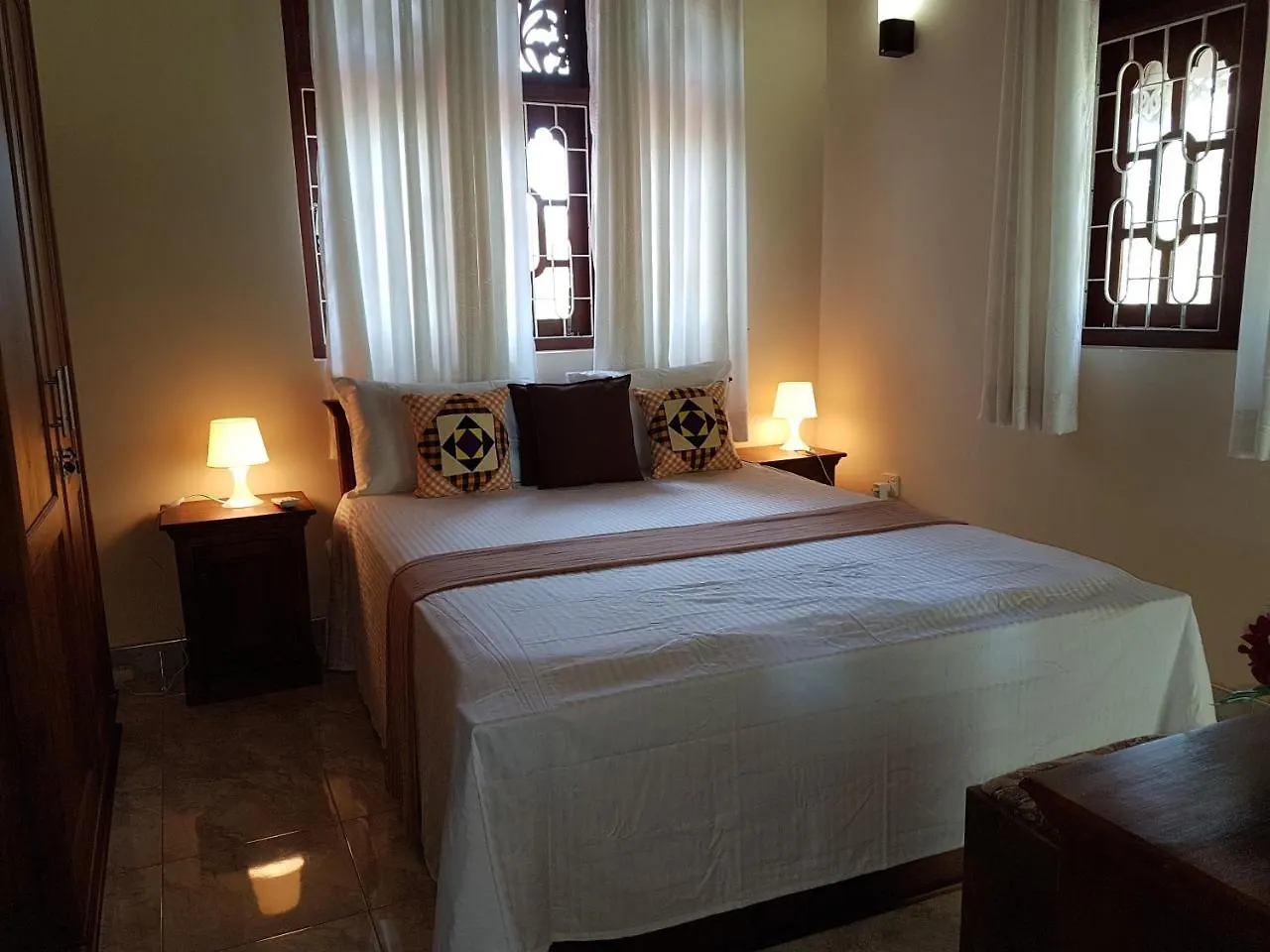 Sri Lagoon Villa Negombo